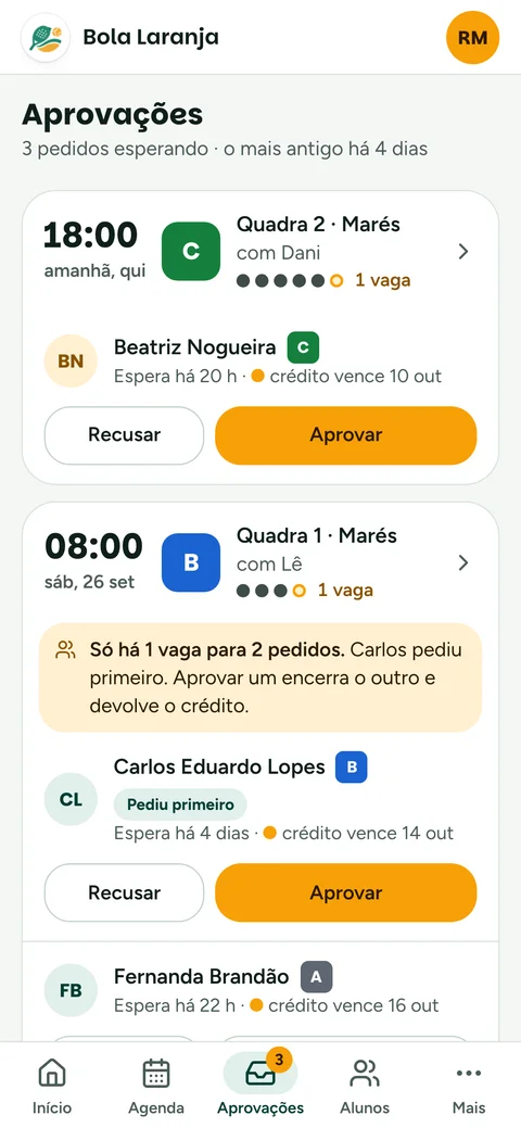 Tela do CourtUp: os pedidos de reposição esperando a sua resposta.
